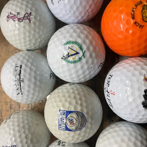 Golf ball collection. 
25 Pc collectible golf balls with clubs logos - Picture 12 of 15